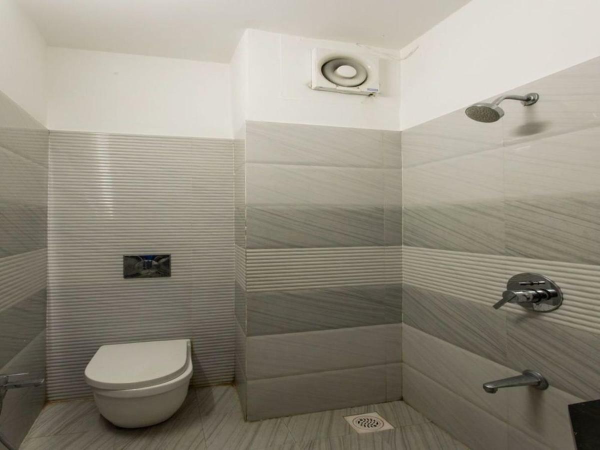 Hotel Maheshwari Avenue Ujjain Esterno foto